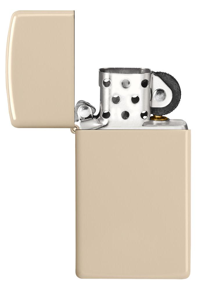 Slim?« Flat Sand Windproof Lighter with its lid open and unlit.